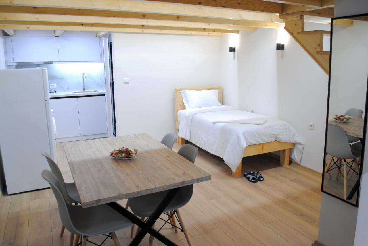 Guest House Dashi Gjirokaster Exterior photo